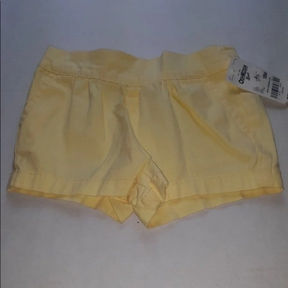 EST 1895 Oshkosh Bgosh Size 18 Months Baby Girls Yellow Shorts NWT MSRP $24‎